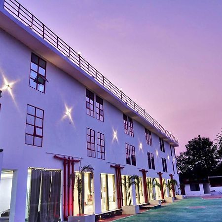 Hotel Oyo Townhouse 779 Gods County Tarapith Exteriér fotografie