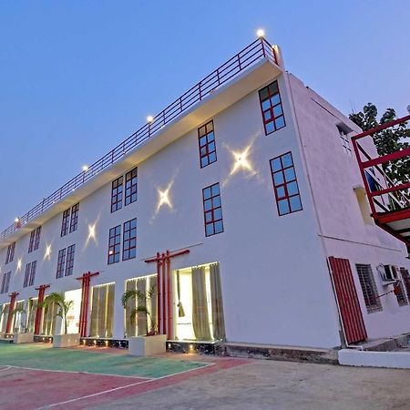 Hotel Oyo Townhouse 779 Gods County Tarapith Exteriér fotografie