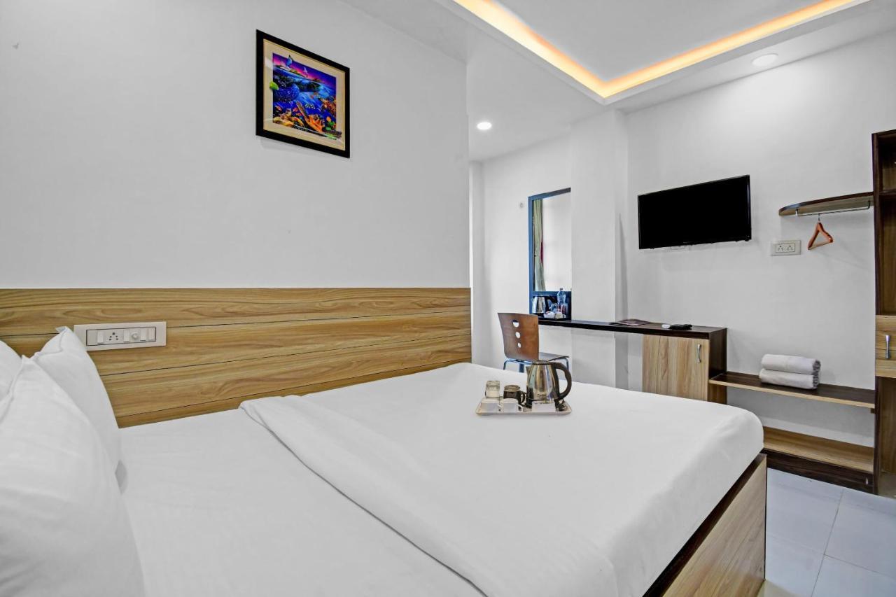 Hotel Oyo Townhouse 779 Gods County Tarapith Exteriér fotografie