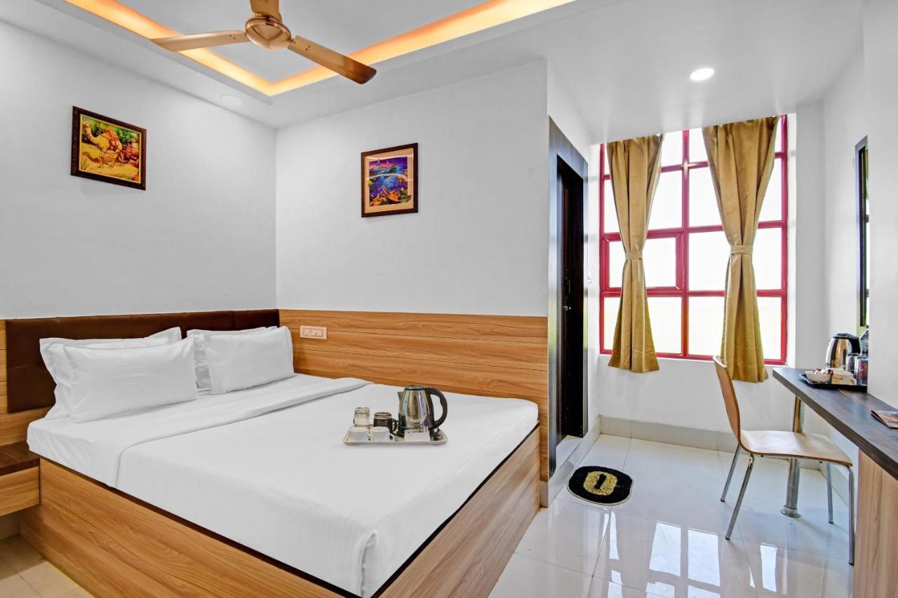 Hotel Oyo Townhouse 779 Gods County Tarapith Exteriér fotografie