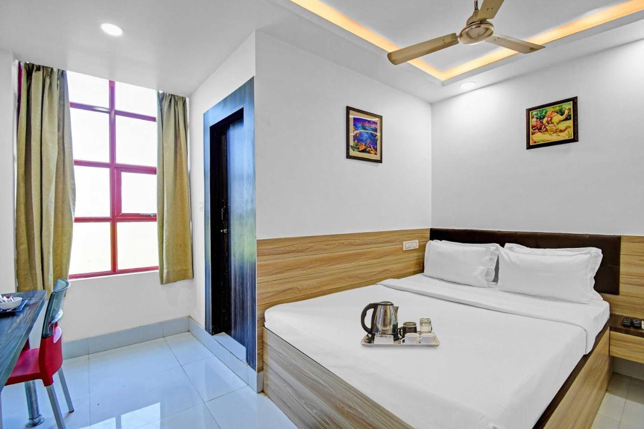 Hotel Oyo Townhouse 779 Gods County Tarapith Exteriér fotografie